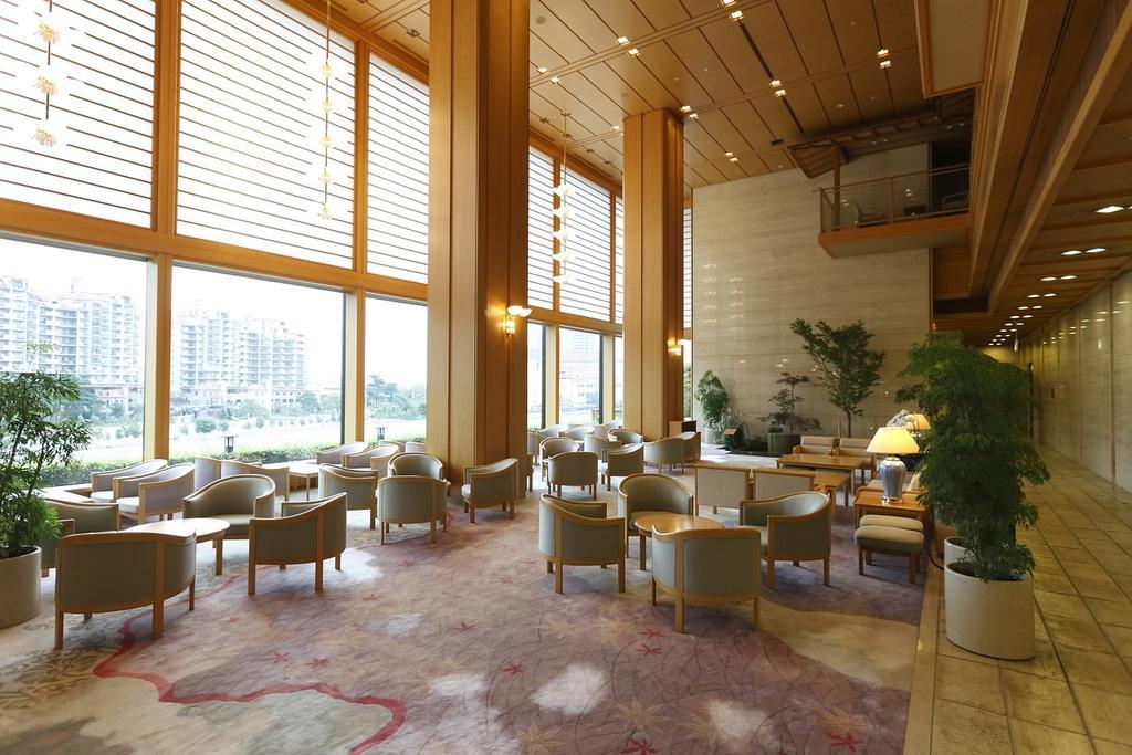 Hotel Wakamizu Takarazuka Εξωτερικό φωτογραφία