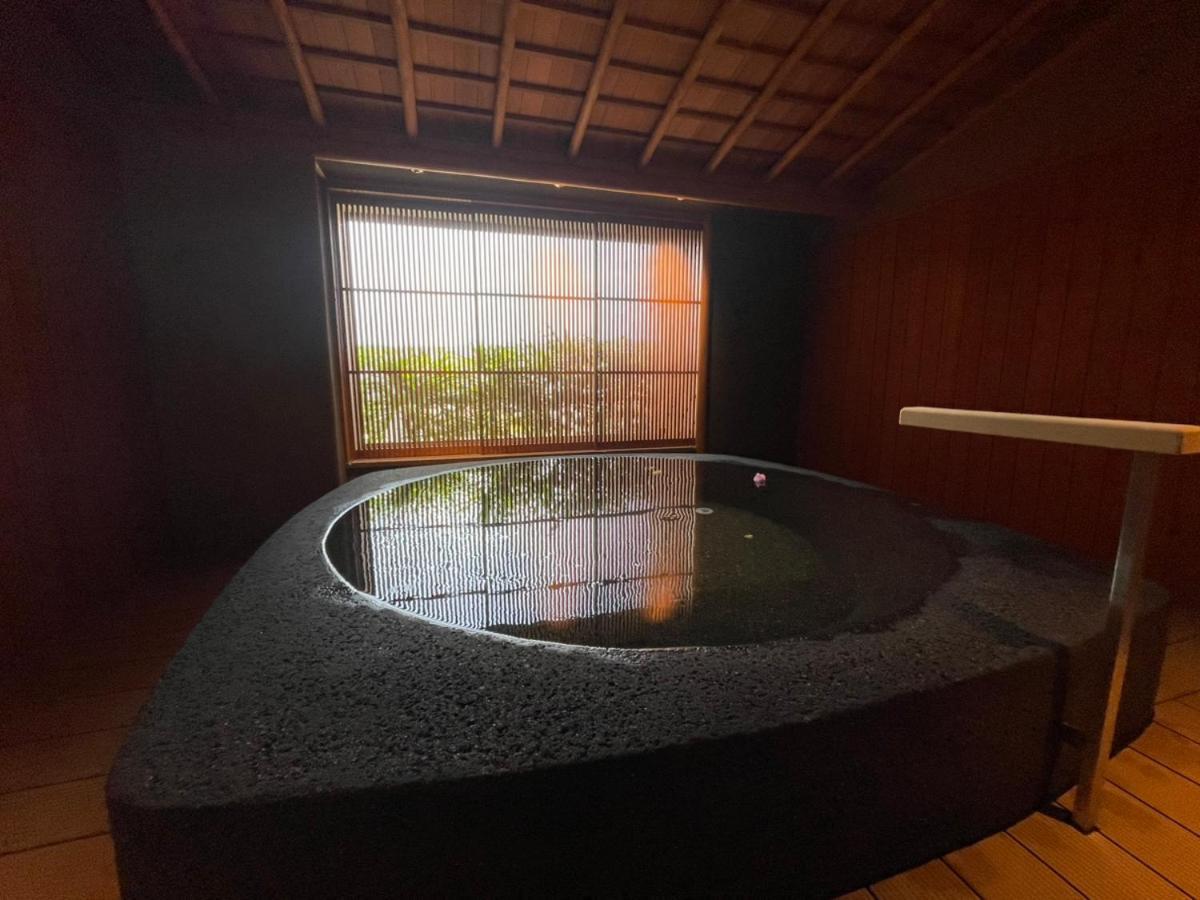 Hotel Wakamizu Takarazuka Εξωτερικό φωτογραφία