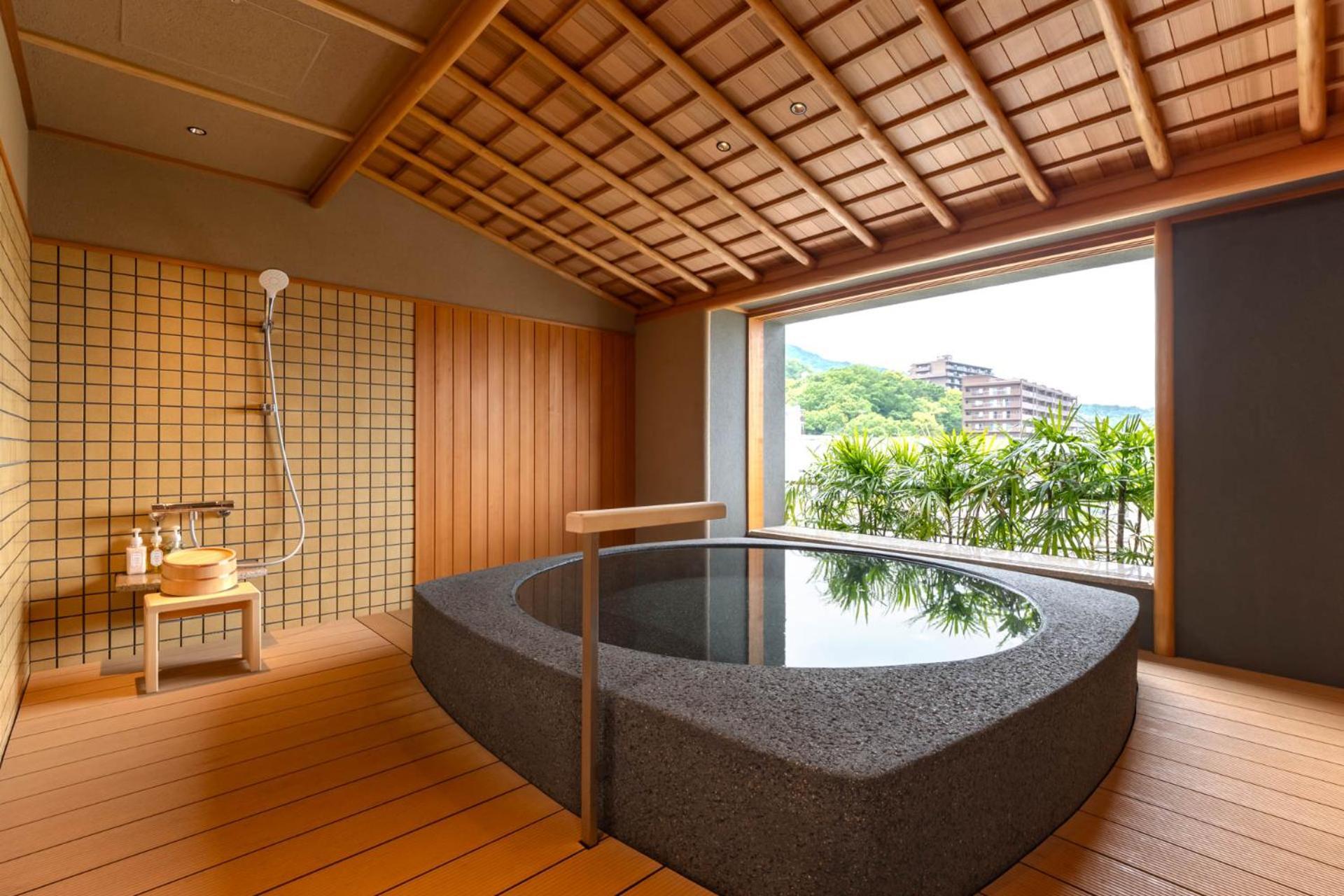 Hotel Wakamizu Takarazuka Εξωτερικό φωτογραφία