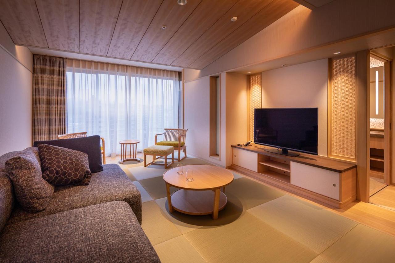 Hotel Wakamizu Takarazuka Εξωτερικό φωτογραφία